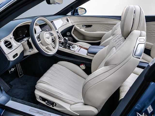 6:Bentley Continental GT Convertible Azure V8 Hybrid, Cabrio, Light Windsor Blue, Bentley Hamburg