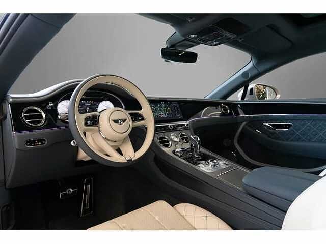8:Bentley Continental GT Mulliner V8, Coupé, Extreme Silver, Bentley Hamburg