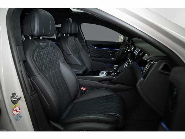 22:Bentley Flying Spur Azure V8, Limousine, Dove Grey, Bentley Hamburg