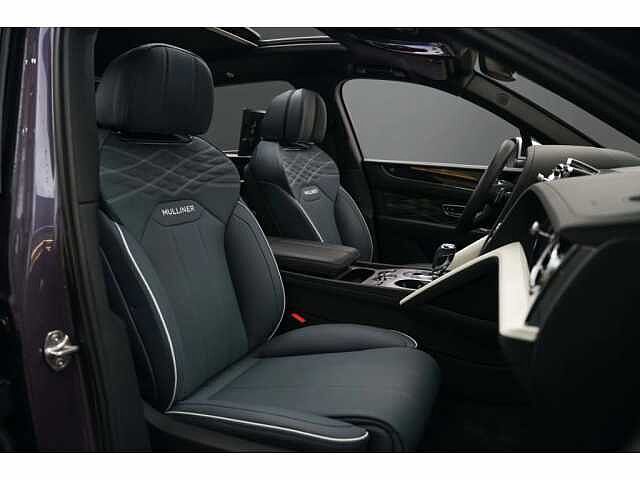 11:Bentley Bentayga EWB Mulliner V8, SUV, Grey Violet, Bentley Hamburg