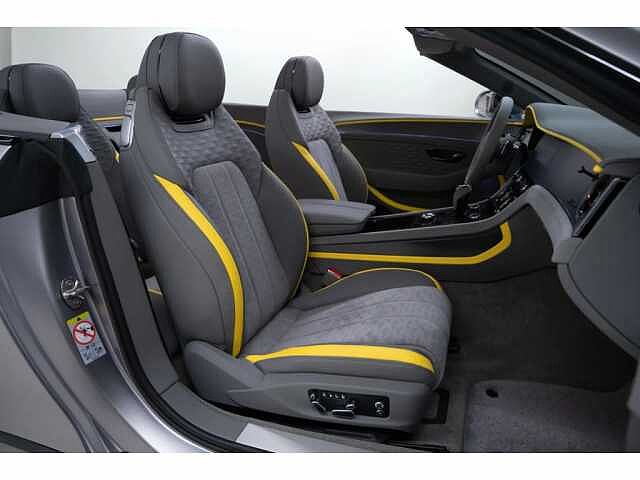24:Bentley Continental GT Convertible Speed First Edition V8 Hybrid, Cabrio, Light Grey Satin, Bentley Hamburg