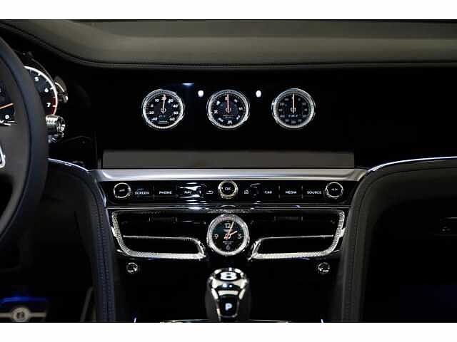 13:Bentley Flying Spur Azure V8, Limousine, Dove Grey, Bentley Hamburg