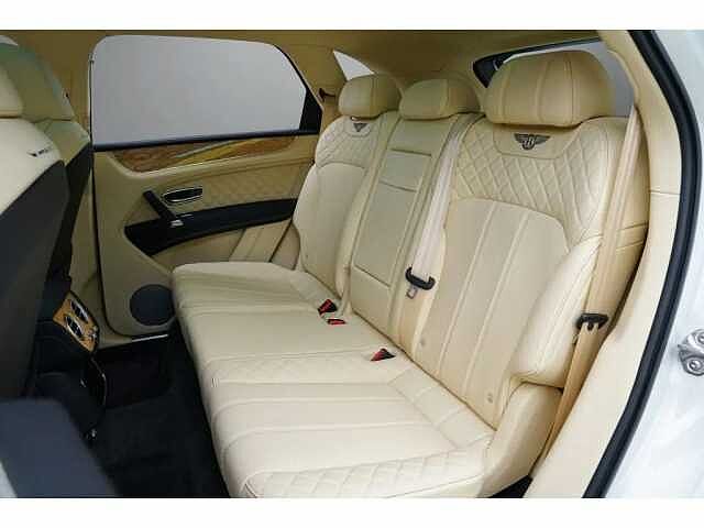 7:Bentley Bentayga Speed W12, SUV, Ghost White Pearlescent, Bentley Hamburg