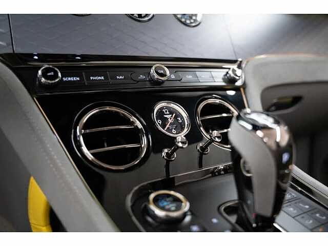 17:Bentley Continental GT Convertible Speed First Edition V8 Hybrid, Cabrio, Light Grey Satin, Bentley Hamburg