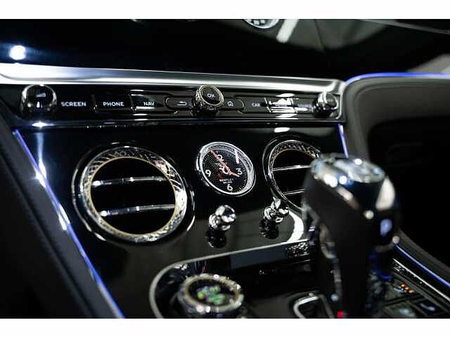 7:Bentley Continental GT V8, Coupé, Extreme Silver, Bentley Hamburg