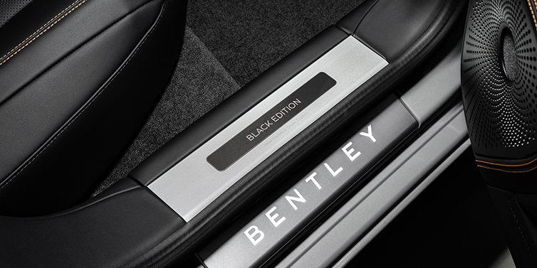Bentley Hamburg Bentley Flying Spur Black Edition sedan limited edition treadplate featuring Black Edition wording with Beluga black hide